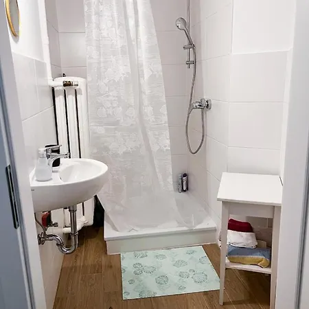 Aventura Flat 3 *